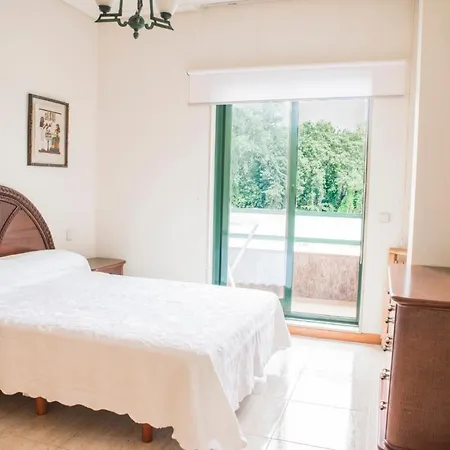 Avenida Samil 55 Apartamento *