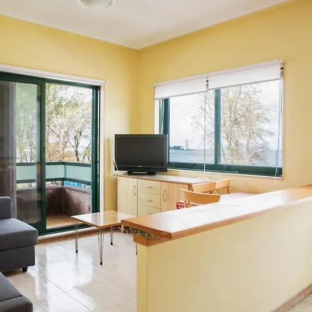 Avenida Samil 55 Apartamento *