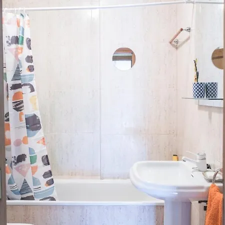 Avenida Samil 55 Apartamento *
